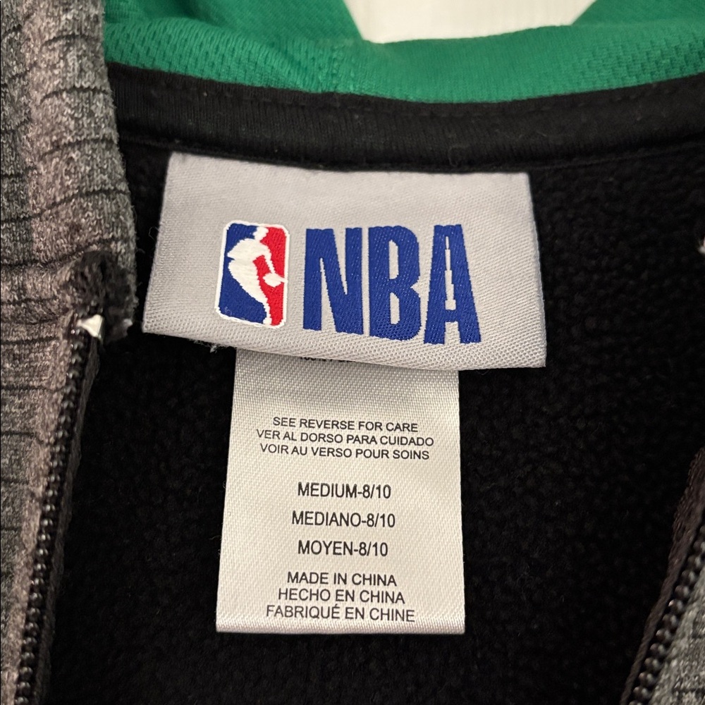 NBA Youth Boston Celtics Zip Hoodie in Black, size Medium (8-10) - Picture 6 of 9